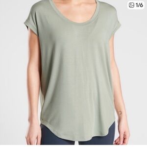 Athleta Relaxed Scoop Tee in Sage